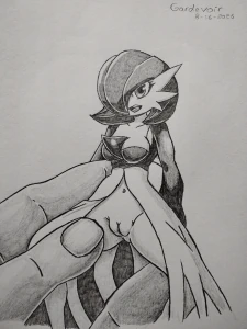 438 Snack size Gardevoir